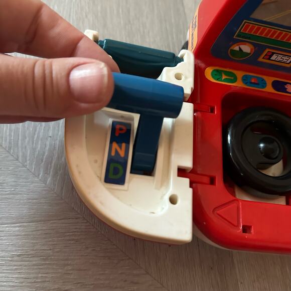 Vintage Discovery Toys To The Rescue Activity Fire Truck 1996 - Picture 10 of 12